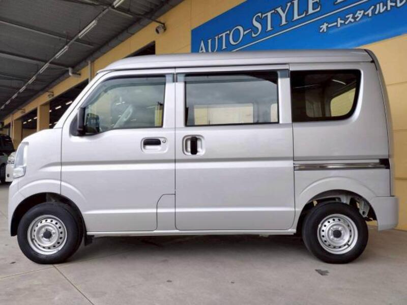 MINICAB VAN