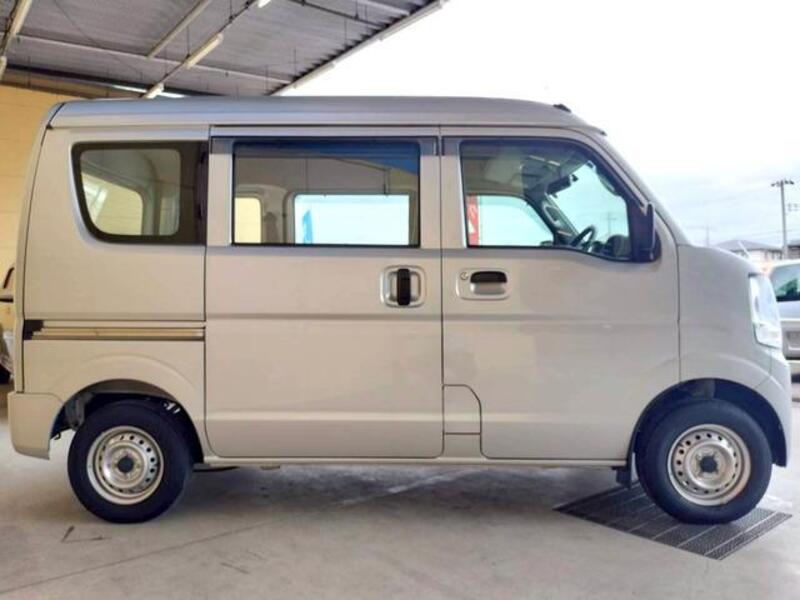 MINICAB VAN