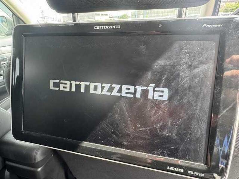 OUTLANDER