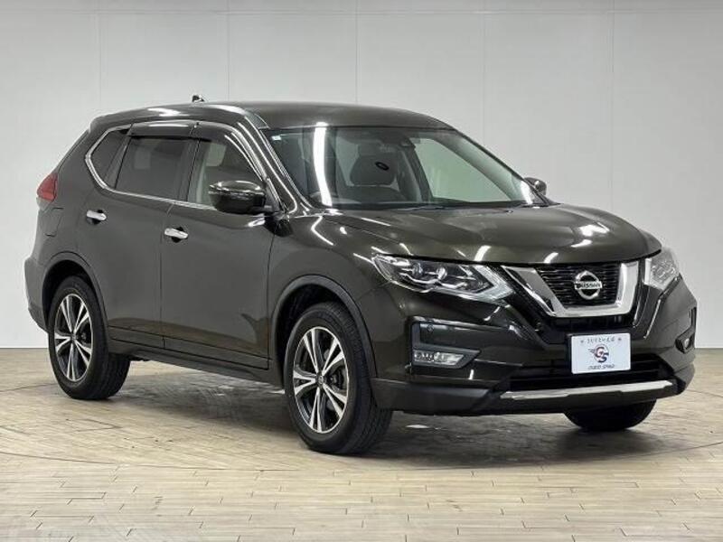 X-TRAIL