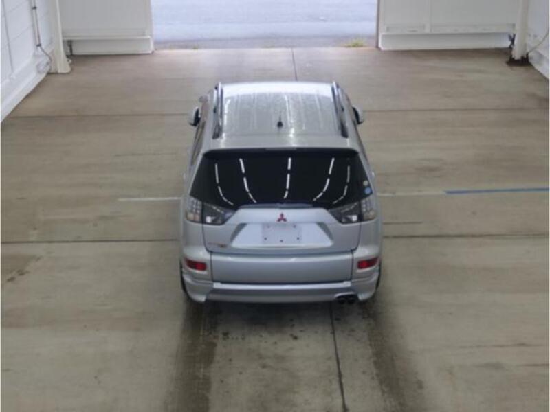 OUTLANDER