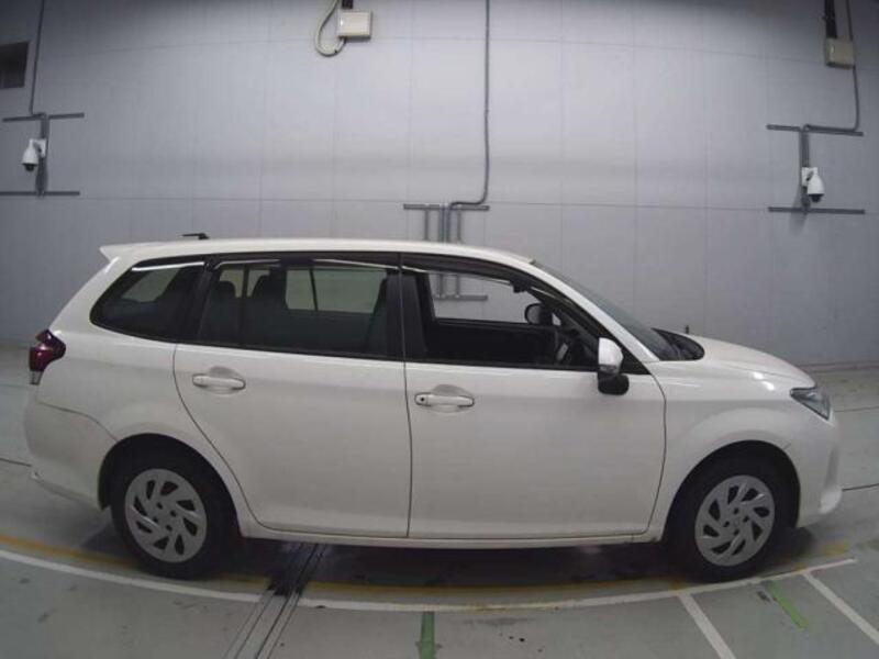 COROLLA FIELDER