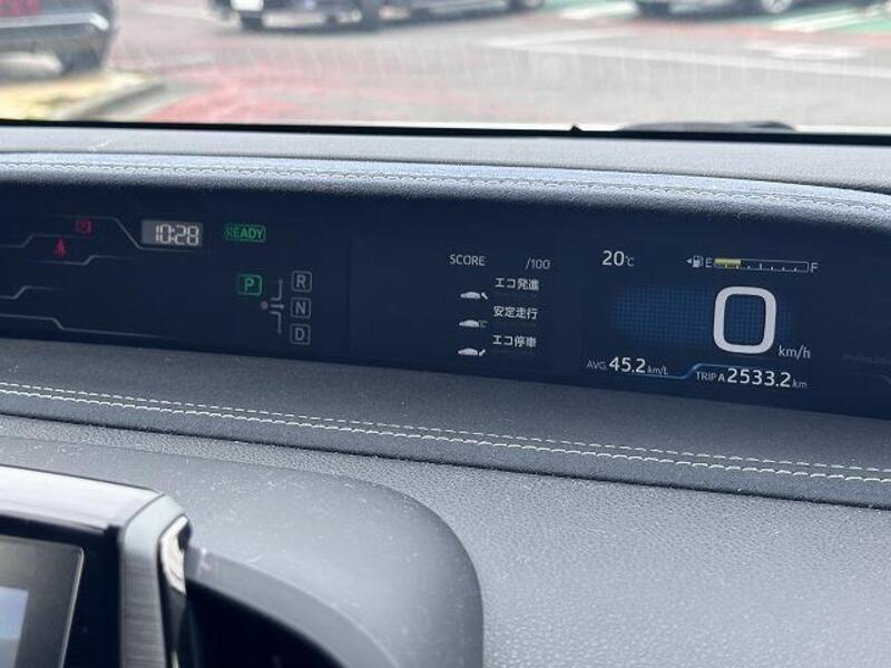 PRIUS PHV