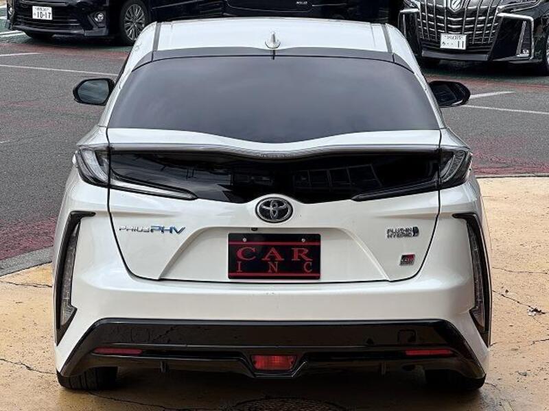 PRIUS PHV