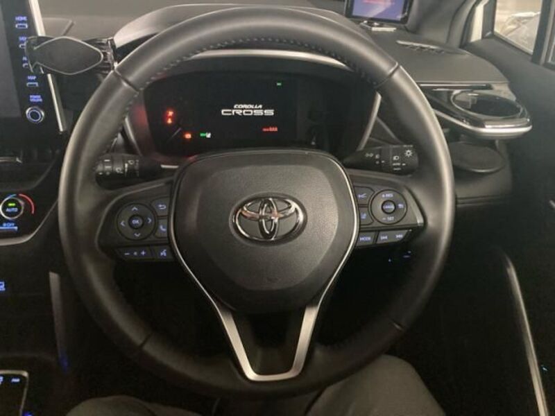 COROLLA CROSS