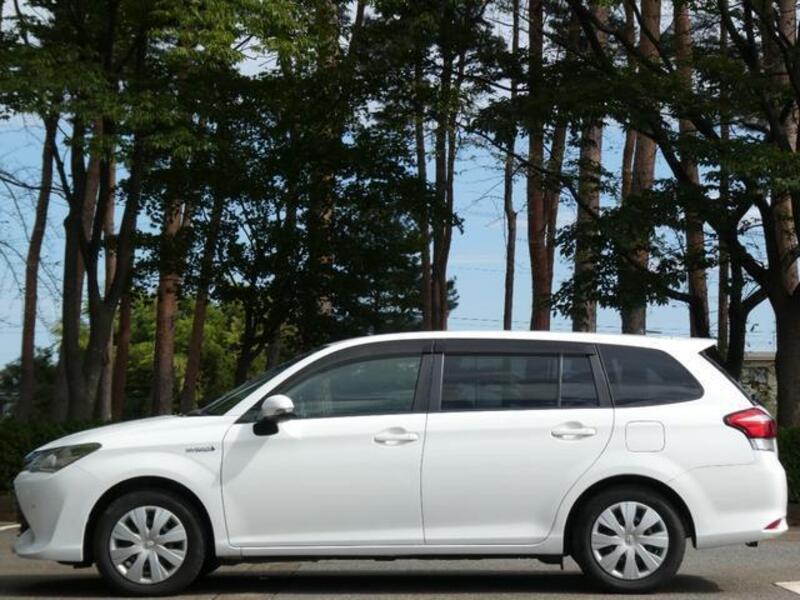 COROLLA FIELDER
