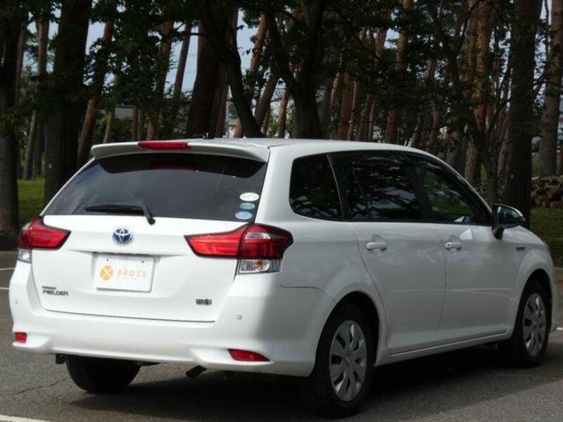 COROLLA FIELDER