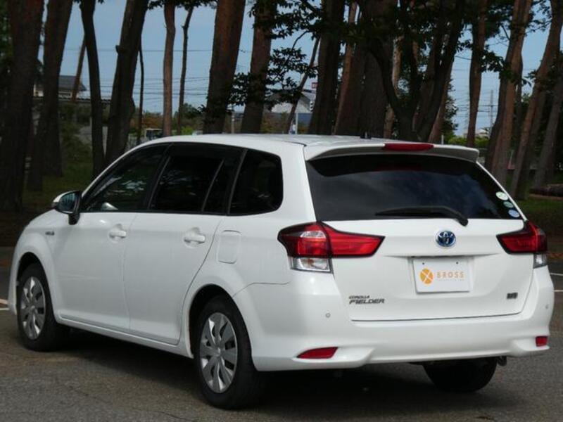 COROLLA FIELDER