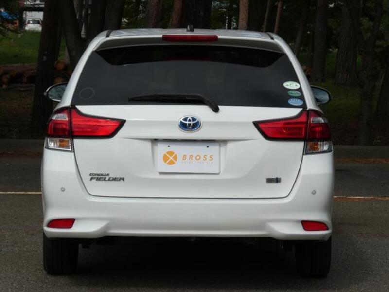 COROLLA FIELDER
