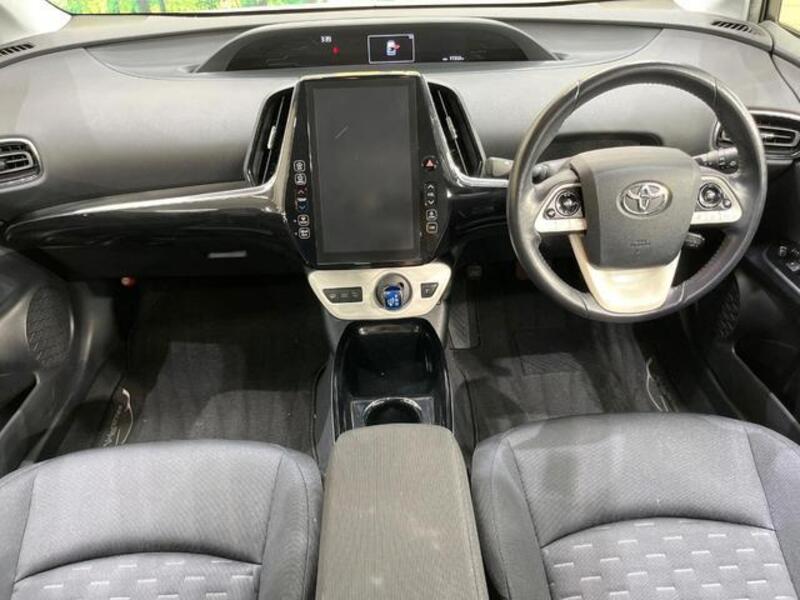 PRIUS PHV