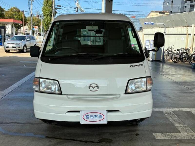 BONGO VAN
