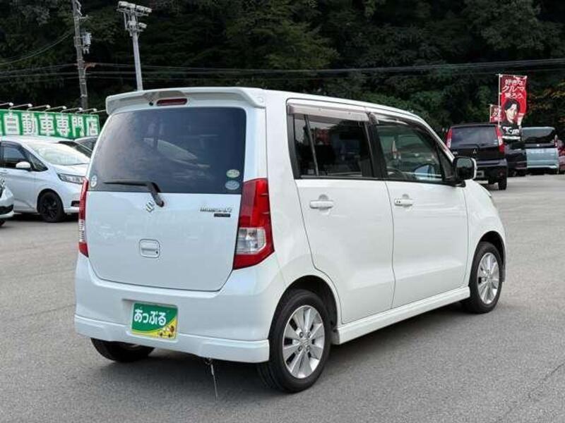 WAGON R