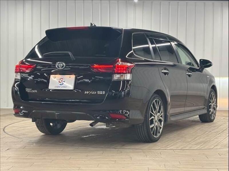COROLLA FIELDER