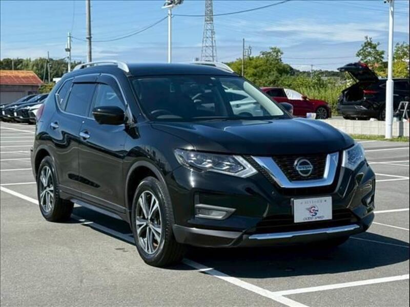 X-TRAIL