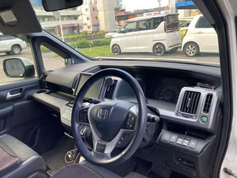 STEPWAGON SPADA