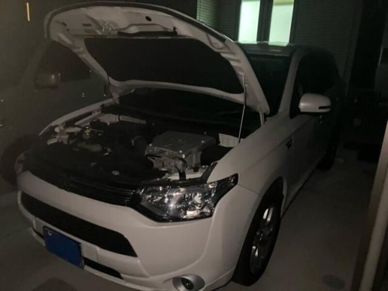 OUTLANDER PHEV