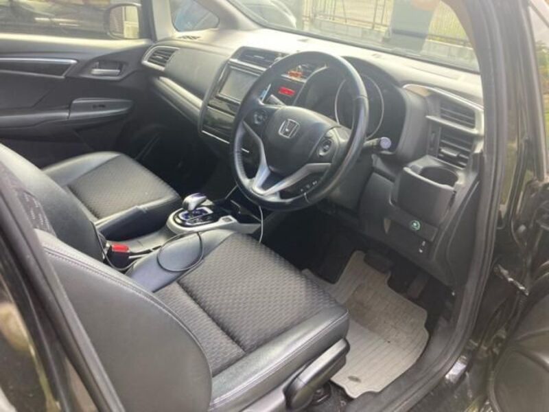 FIT HYBRID