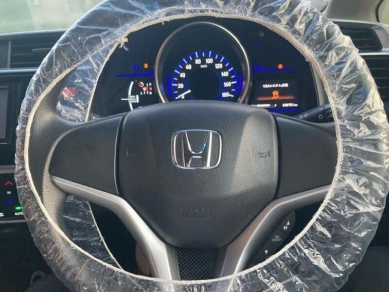 FIT HYBRID
