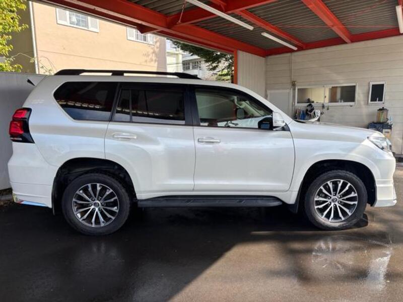 LAND CRUISER PRADO