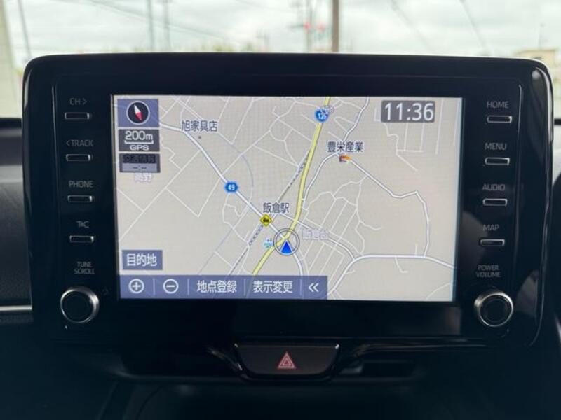 YARIS CROSS