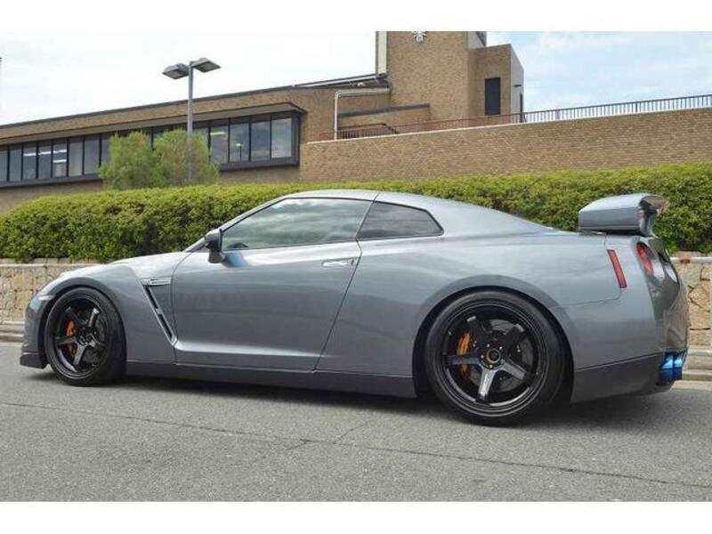 GT-R