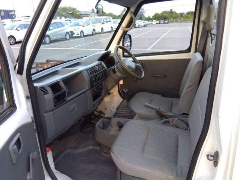 MINICAB TRUCK