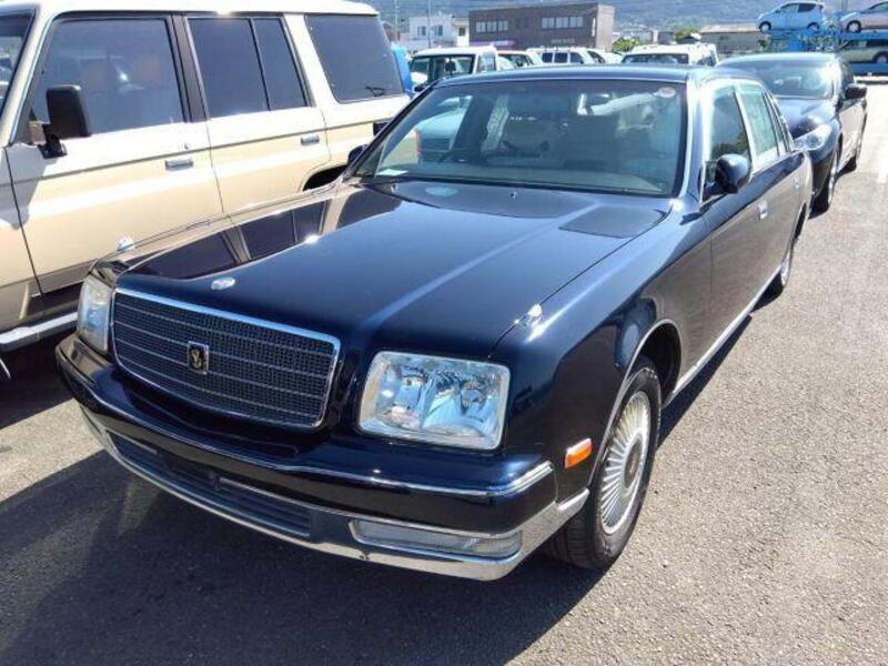 TOYOTA CENTURY