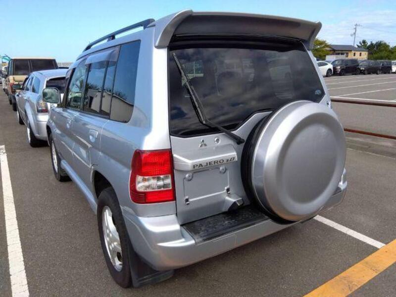 PAJERO IO