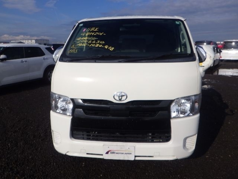 HIACE VAN
