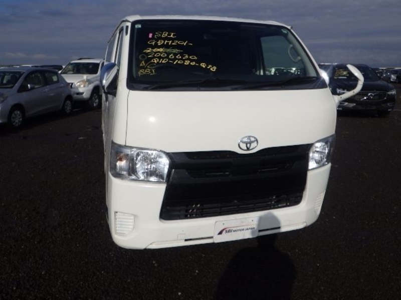 HIACE VAN