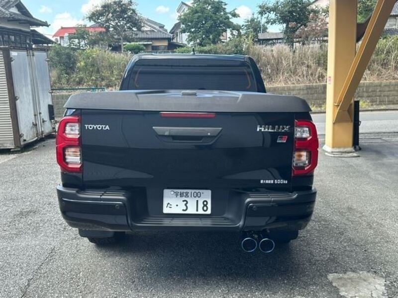 HILUX