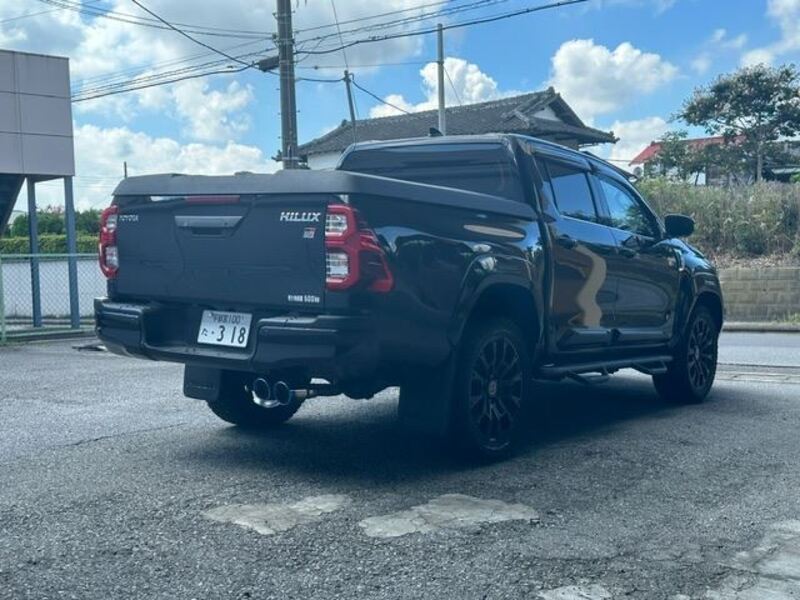 HILUX