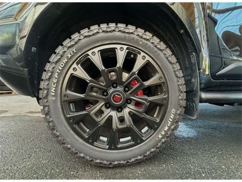 HILUX