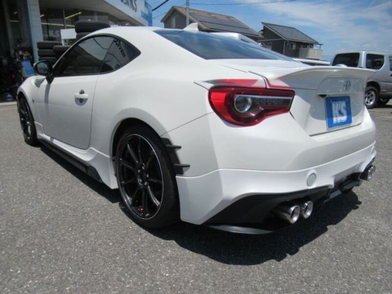 86
