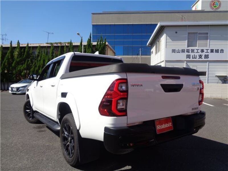 HILUX