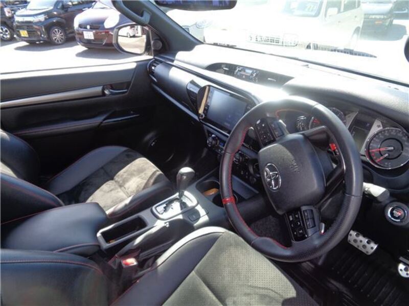 HILUX