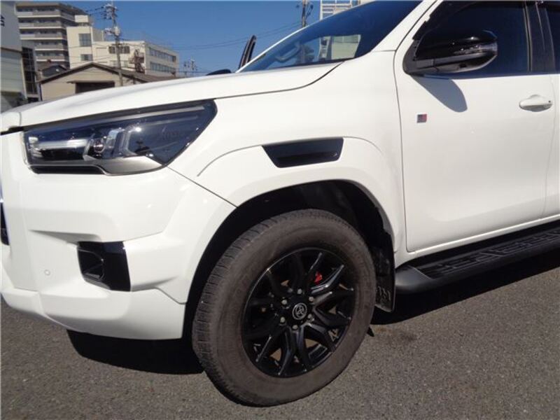 HILUX