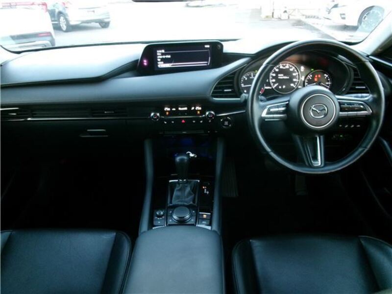 MAZDA3