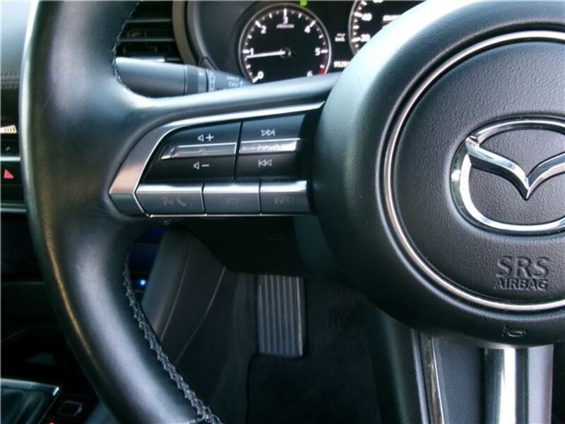 MAZDA3