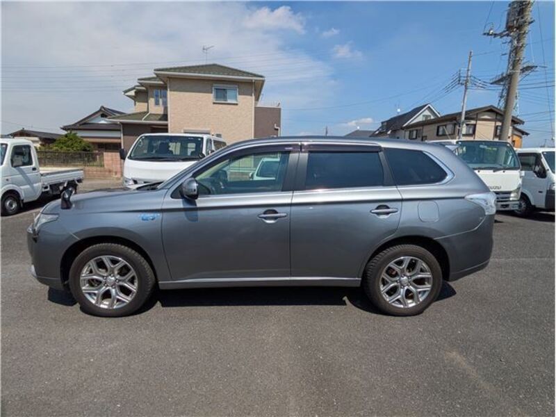 OUTLANDER PHEV