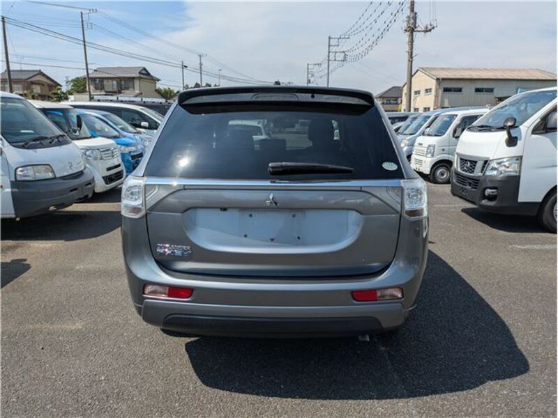 OUTLANDER PHEV