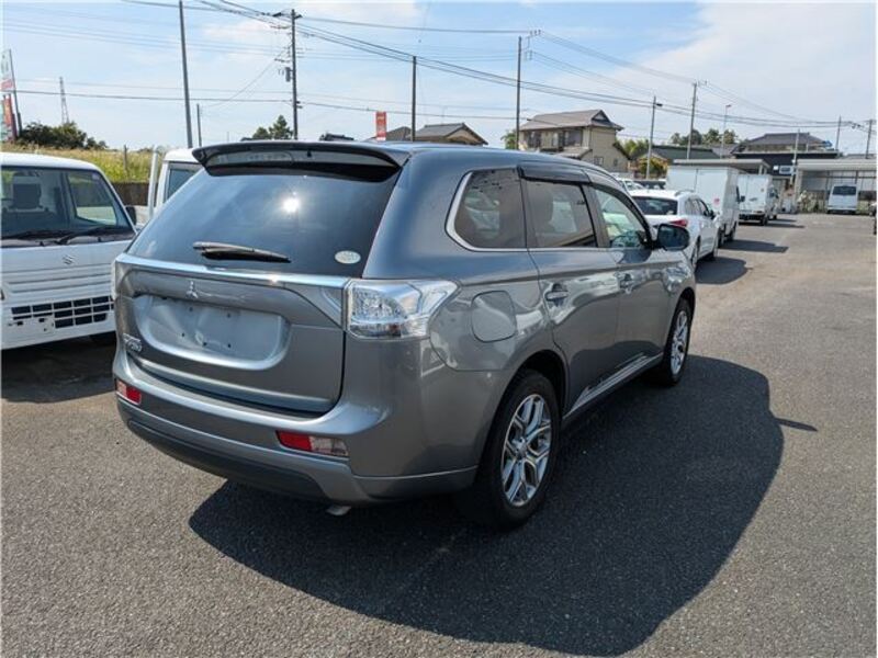 OUTLANDER PHEV