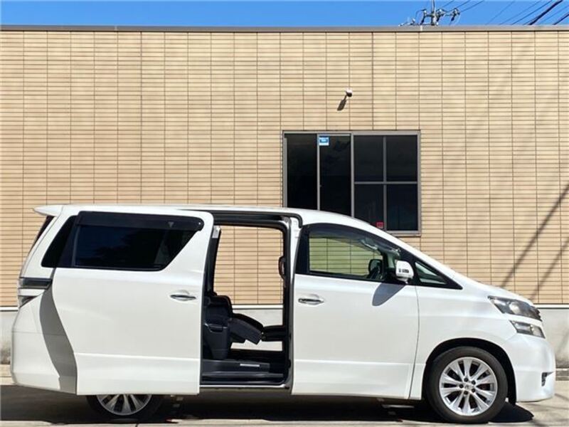 VELLFIRE