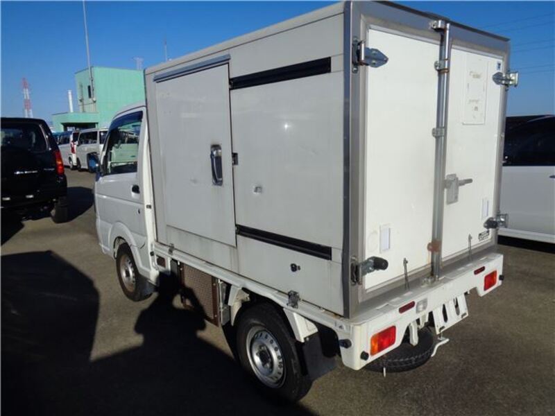 CARRY TRUCK