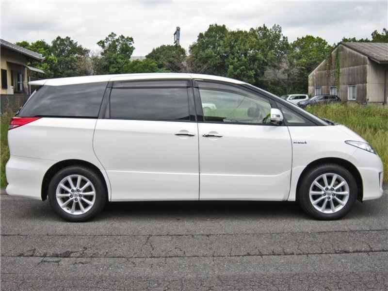 ESTIMA HYBRID