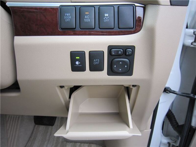 ESTIMA HYBRID