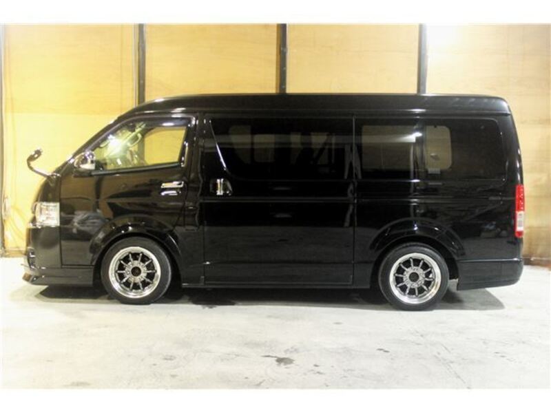 HIACE