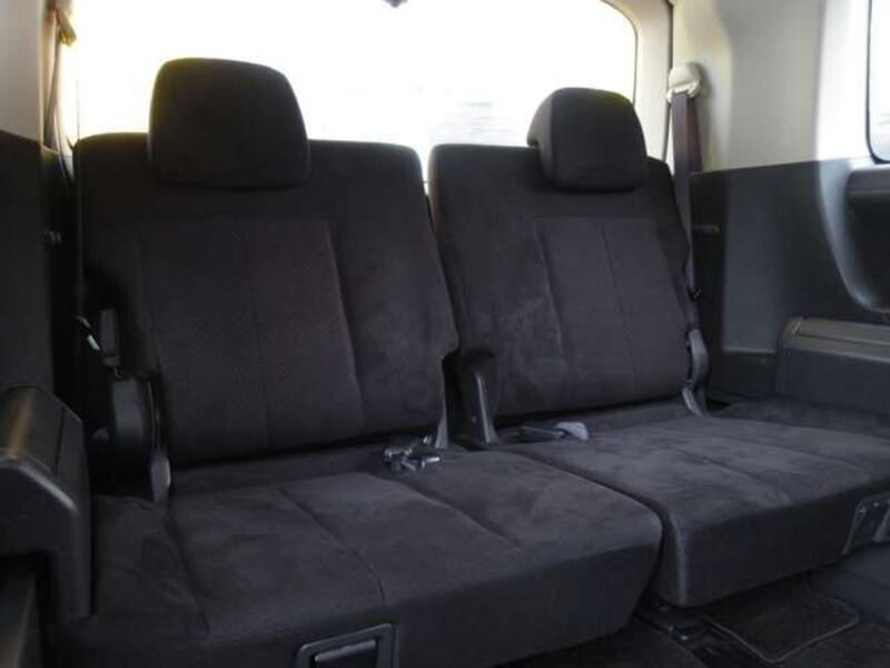 DELICA D5