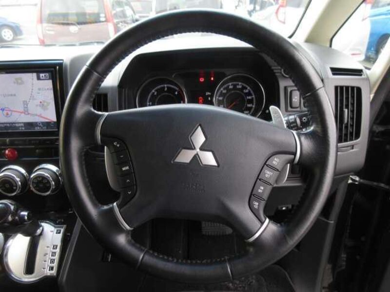 DELICA D5