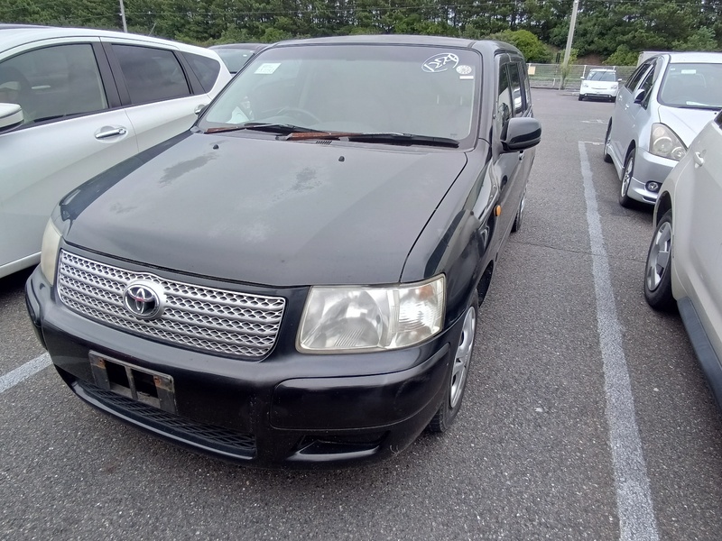 TOYOTA SUCCEED